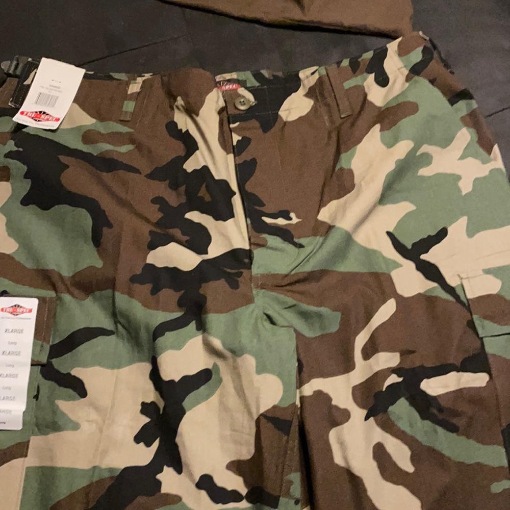 Tru-Spec camouflage pants. New. Xl